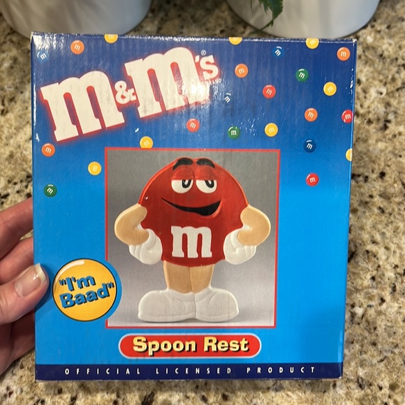 M&M Ceramic Red M&M Spoon Rest - Picture 5 of 10
